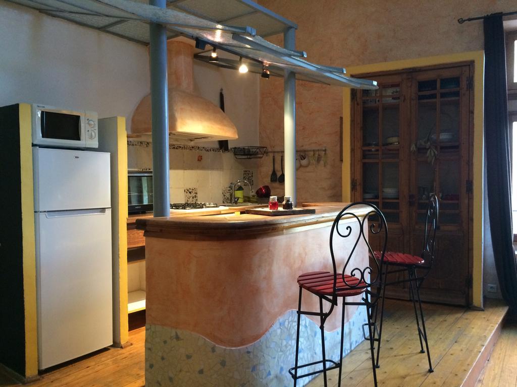 Apartament Duplex Avec Terrasse Tropezienne Pézenas Zewnętrze zdjęcie